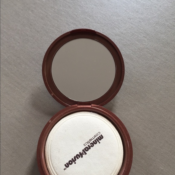 💚Mineral Fusion Based Powder - Olive 4 - Picture 2 of 4